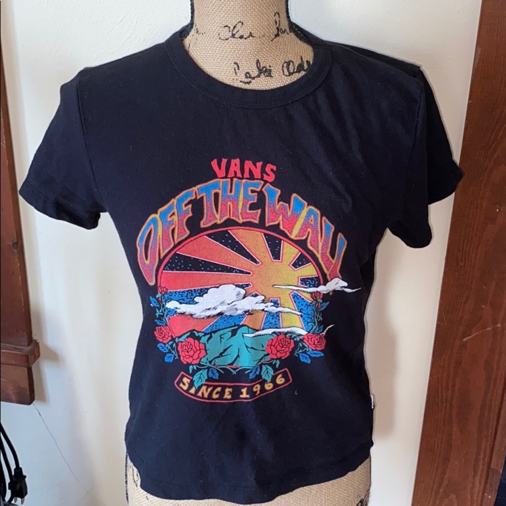 Rare vans t-shirt